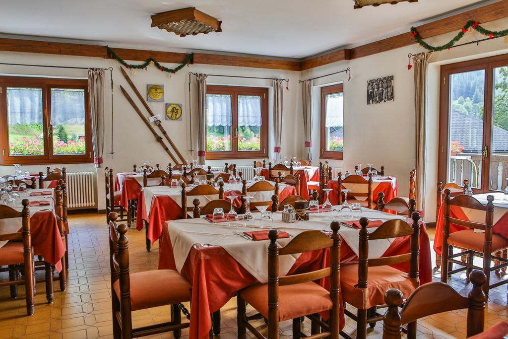 Albergo Rotenthal Формацца Екстер'єр фото